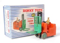 Lot 1984 - Dinky Toys, 401 Coventry Climax fork lift...