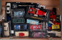 Lot 2613 - 37 mixed scale modern issue and Matchbox...