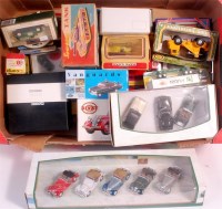 Lot 2635 - Modern issue diecast group to include 20+...