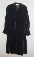 Lot 747 - A 1940s black velvet ladies waisted coat