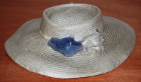 Lot 772 - A Frederick Fox of London ladies straw bonnet,...