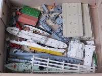 Lot 1251 - Mixed lot of playworn Triang Minic including...