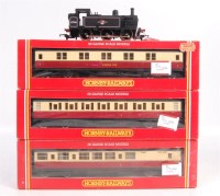 Lot 910 - 3 Hornby Gresley coaches BR red/cream (G)...