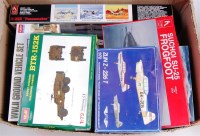 Lot 1502 - 25 assorted 1/72, 1/76 and 1/144 military, RAF...
