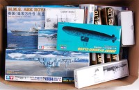 Lot 1523 - 14 assorted 1/700 and 1/600 scale plastic...