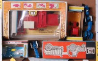 Lot 1241 - Quantity of Britains components and farm...