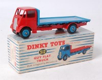 Lot 2010 - Dinky Toys, 512 Guy flat truck, 1st type cab,...