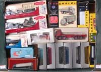 Lot 2551 - 21 mixed modern issue commercial diecasts, by...