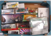 Lot 2607 - 14 mixed modern issue diecasts by Revell,...