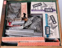 Lot 3116 - Quantity of Trix construction components to...
