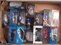 Lot 2604 - 15 assorted 1/43 scale diecast racing car and...
