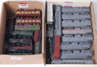 Lot 1090 - 2 trays containing quantity (25+) Lone Star...