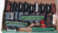Lot 1092 - 3 locos, 20 wagons of Lonestar...
