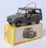 Lot 1947 - French Dinky, 815 Renault 4 Sinipar...