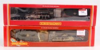 Lot 733 - A Hornby R133 BR green 'Everton' engine and...