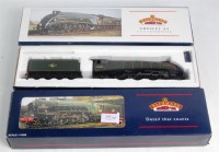 Lot 785 - A Bachmann class A1 4-6-2 engine and tender 32-...