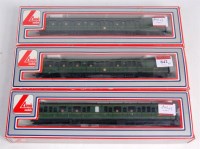 Lot 842 - A Lima class 117 3-car DMU in BR green (VG-BG)