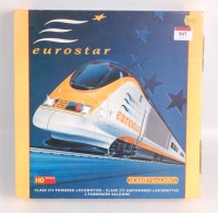 Lot 907 - A Hornby H0 4 car Eurostar train, with...