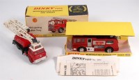 Lot 1981 - Dinky, 285 Merryweather Marquis fire tender...