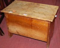 Lot 1199 - A rustic pine hinged top box, w.56cm