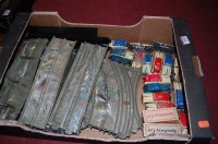 Lot 1666 - A qty of Marx and other plastic and tinplate...