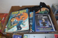 Lot 1759 - A qty Star Trek collectables and ephemera to...