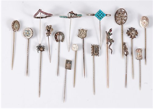 Lot 2563 - A group of assorted silver and white metal...