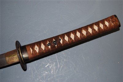 Lot 12 - A Japanese shin gunto katana