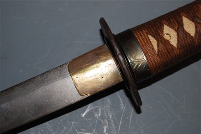 Lot 12 - A Japanese shin gunto katana