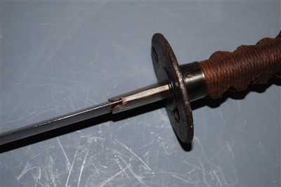 Lot 12 - A Japanese shin gunto katana