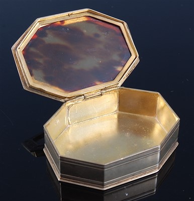 Lot 1126 - A 19th century French silver gilt and...