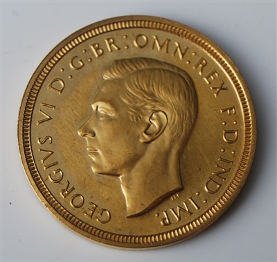 Lot 2141 - Great Britain, 1937 gold four coin specimen set