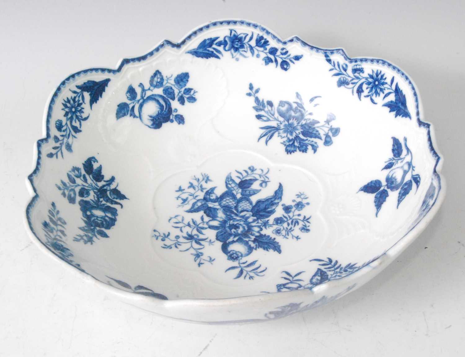 Lot 1055 - A Worcester porcelain blue and white bowl,...