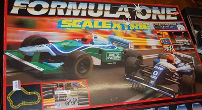 Lot 1535 - A boxed Scalextric F1 set, appears complete
