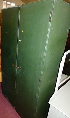 Lot 1517 - A large mid-20th century military green...