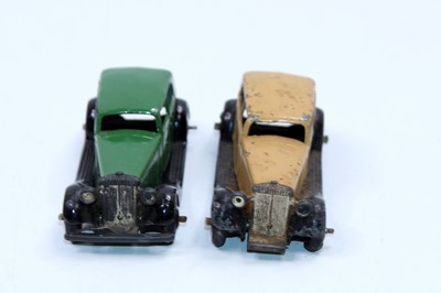 Lot 1068 - Dinky Toys no.30c original Trade box...