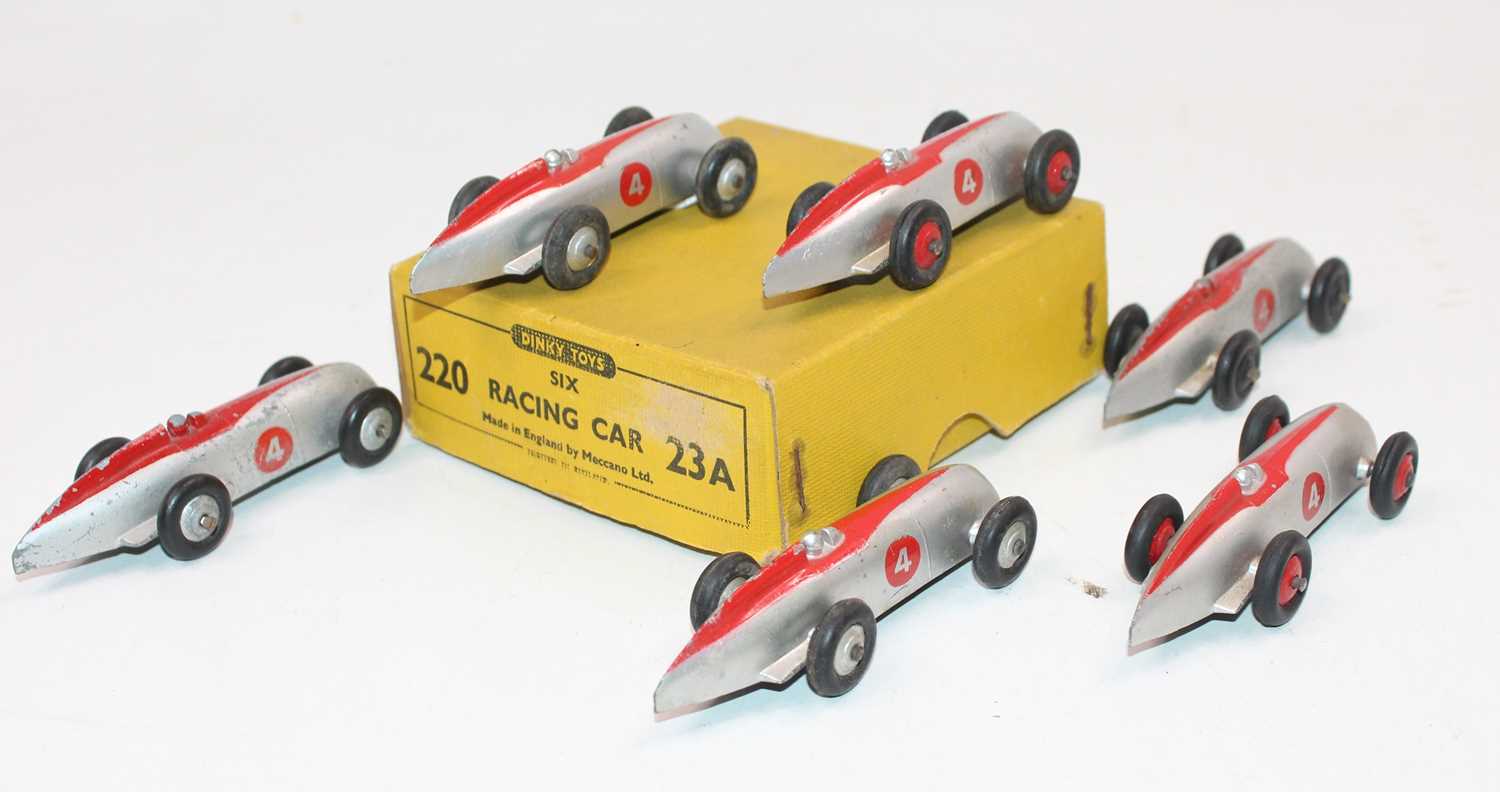 Lot 1029 - Dinky Toys No. 23A / 220 original trade box...