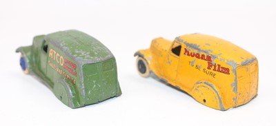 Lot 1081 - 2 Dinky Toys 28 series type 2 Delivery Vans to...