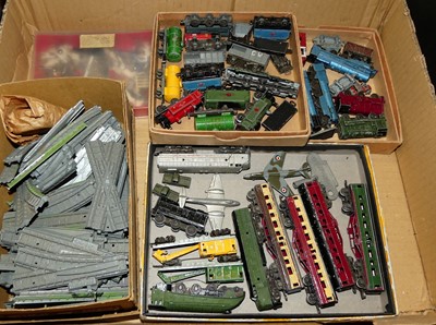 Lot 1577 - One box of Lonestar Treblo electric railway...