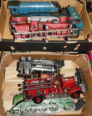 Lot 1578 - Three trays of modern release pressed steel...