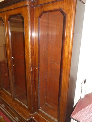 Lot 1161 - A large Victorian mahogany round cornered...