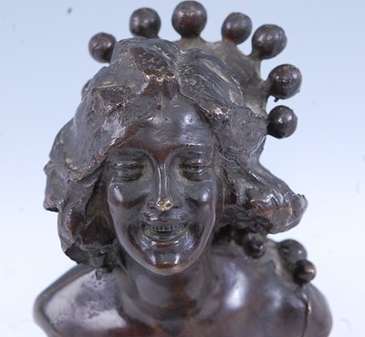 Lot 343 - Gabriele Parente (1875-1899) - bronze bust of...