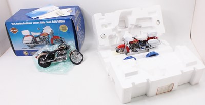 Lot 1440 - 2 Franklin Mint Precision Models 1/10 scale...