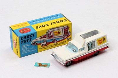 Lot 1521 - Corgi Toys No. 486 Chevrolet Impala "Kennel...