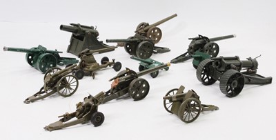 Lot 1748 - Tray of various Britains Military diecast...
