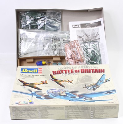 Lot 1469 - Airfix and Revell boxed plastic aircraft kit...