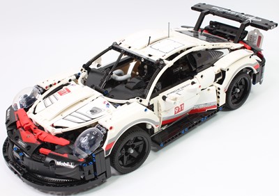 Lot 831 - Lego Technic No.42096 Porsche 911 RSR Racing...