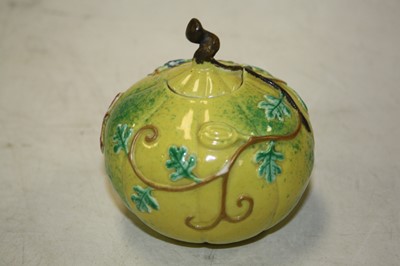 Lot 262 - A collection of various eastern ceramics to...