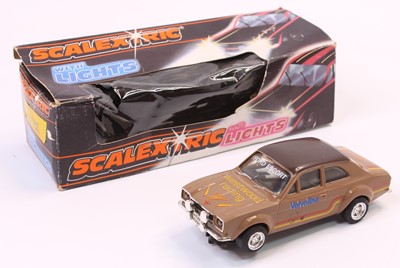 Lot 890 - Scalextric 1/32 scale boxed No. C287 Ford...