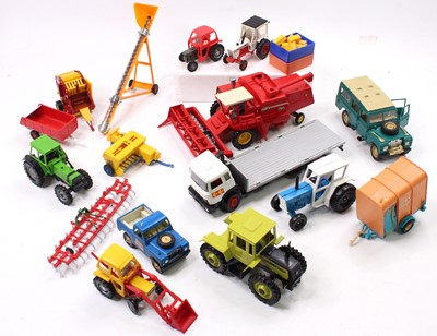 Lot 1611 - A collection of Britains Farm models and...